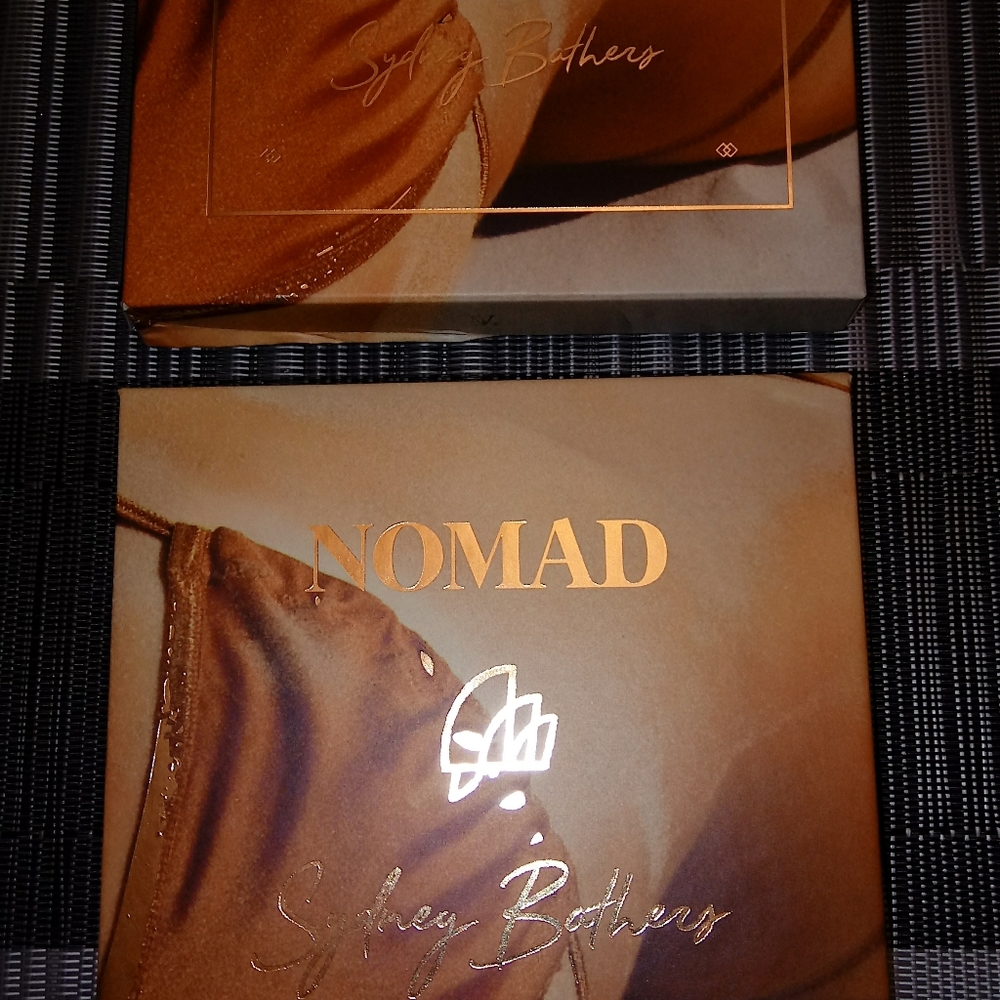 Nomad Kiss of Sun Palette